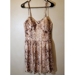 🍄2/$15 Pink Animal Snake Print Dress XXL